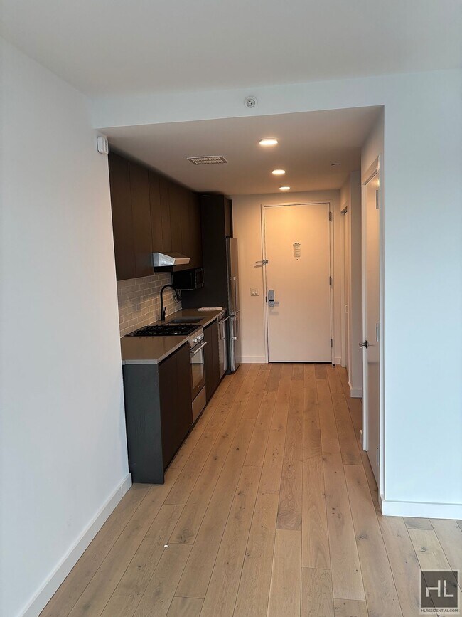 Building Photo - NORTHERN BOULEVARD