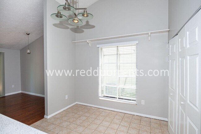 Foto del edificio - Coming Soon! Your ideal home is just a vis...