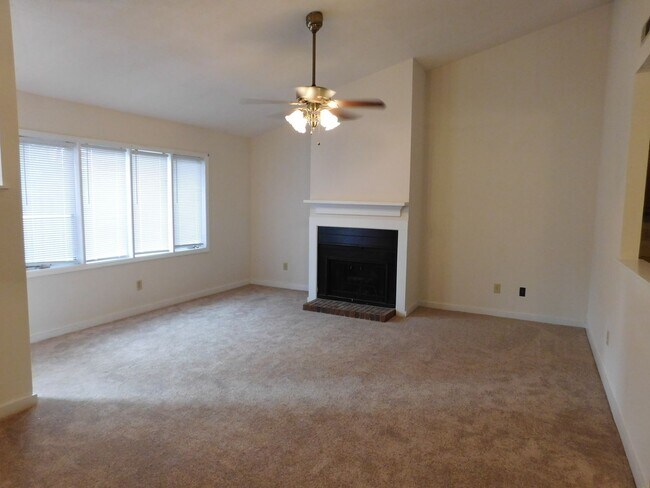 Foto del edificio - 30 Ohara Drive - Town of River Bend