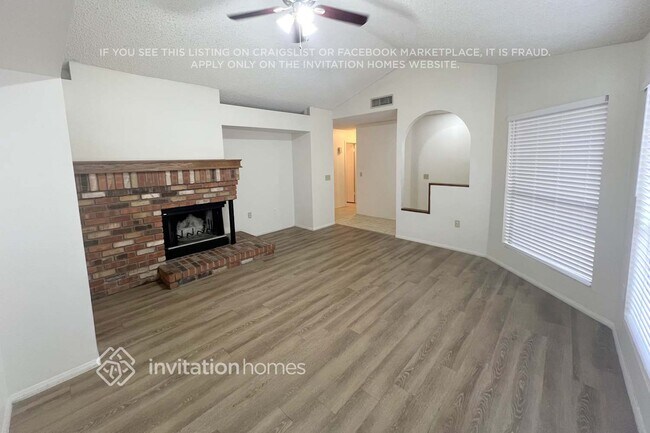 Foto del edificio - 1545 E Laurel Ave