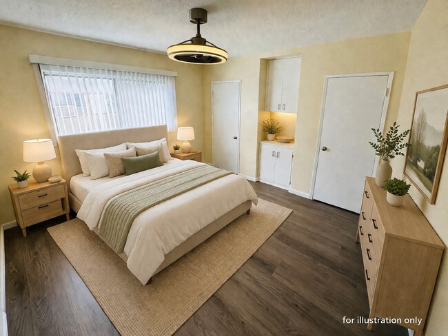Unit 4 Bedroom - 1230 N Mansfield Ave