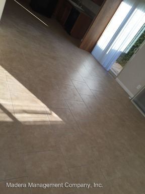 Building Photo - 320 Olive Way