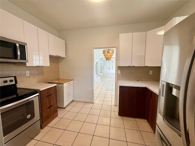 Foto del edificio - 1779 SW 16th Ter