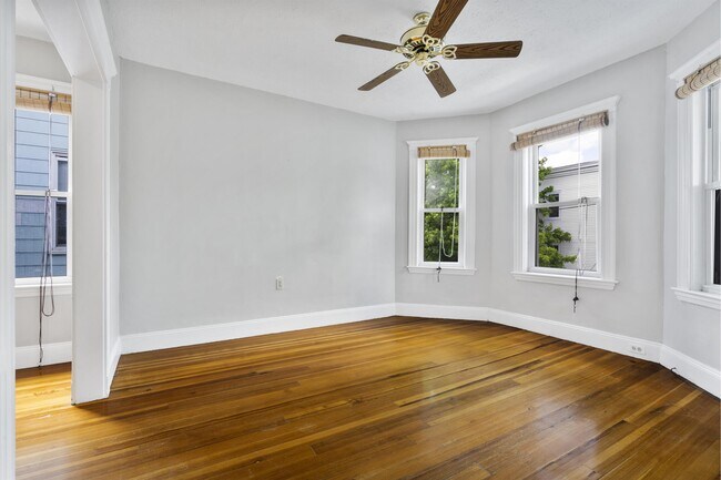 Photo - 31 Harold St Townhome
