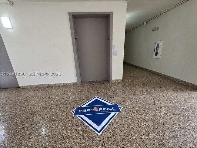 Foto del edificio - 8006 SW 149th Ave