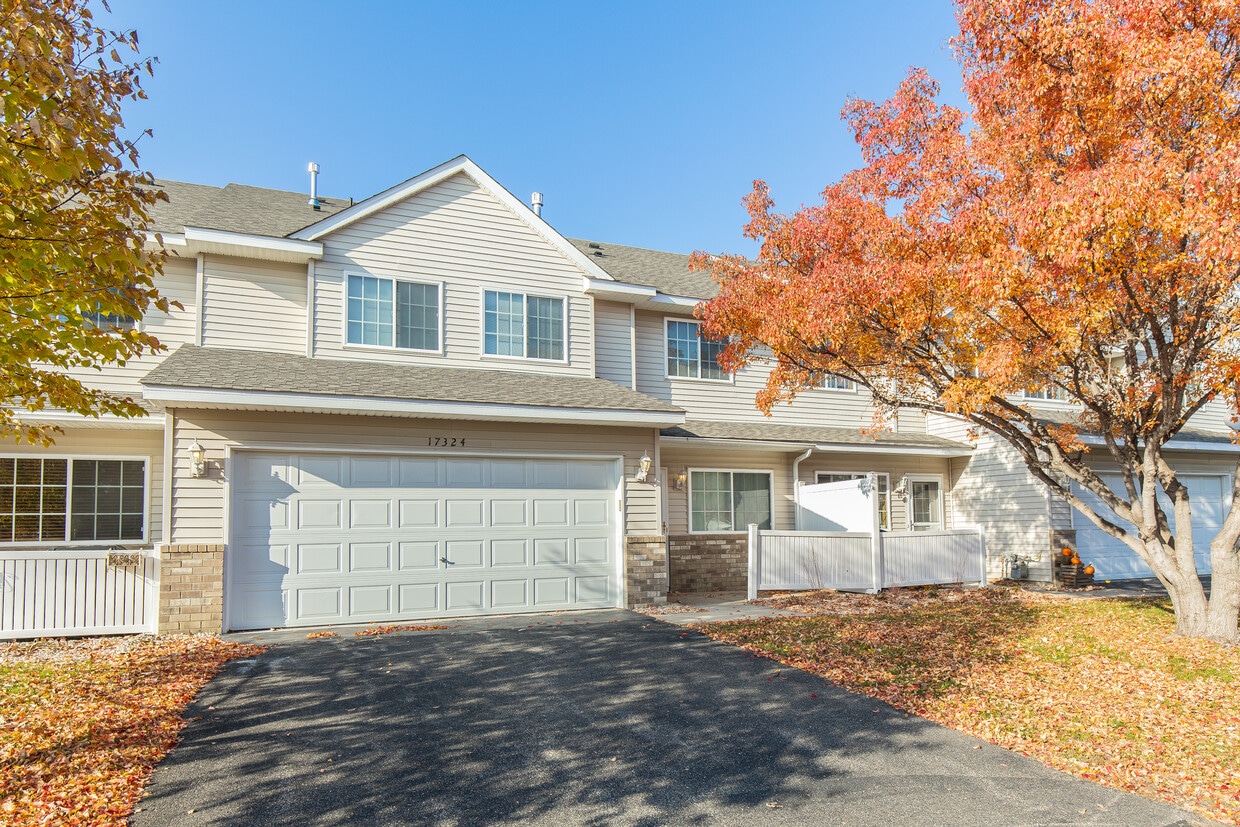 17324 River Birch Ln, Prior Lake, MN 55372 Townhome Rentals in Prior