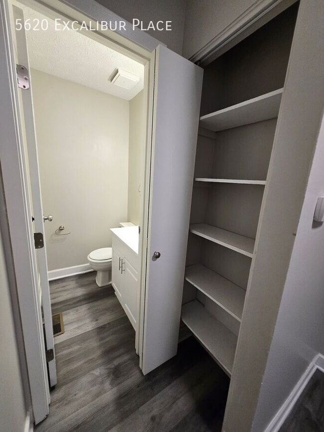 Building Photo - 5620 Excalibur Pl