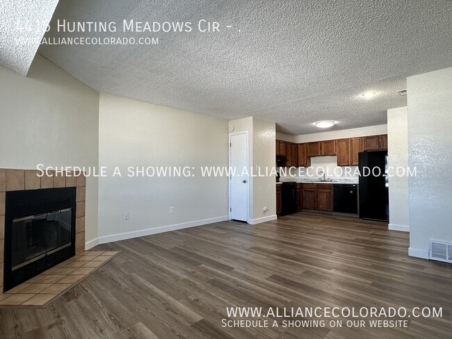 Foto del edificio - 4415 Hunting Meadows Cir