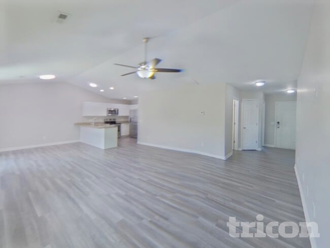Building Photo - 113 Mariner Ct