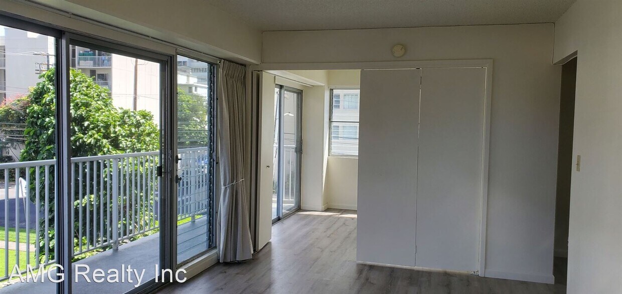 Primary Photo - 2 br, 1.5 bath House - 1635 Dole Street #302