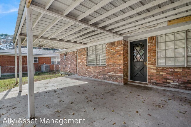 Foto del edificio - 3 br, 2 bath House - 9443 Shartel Dr