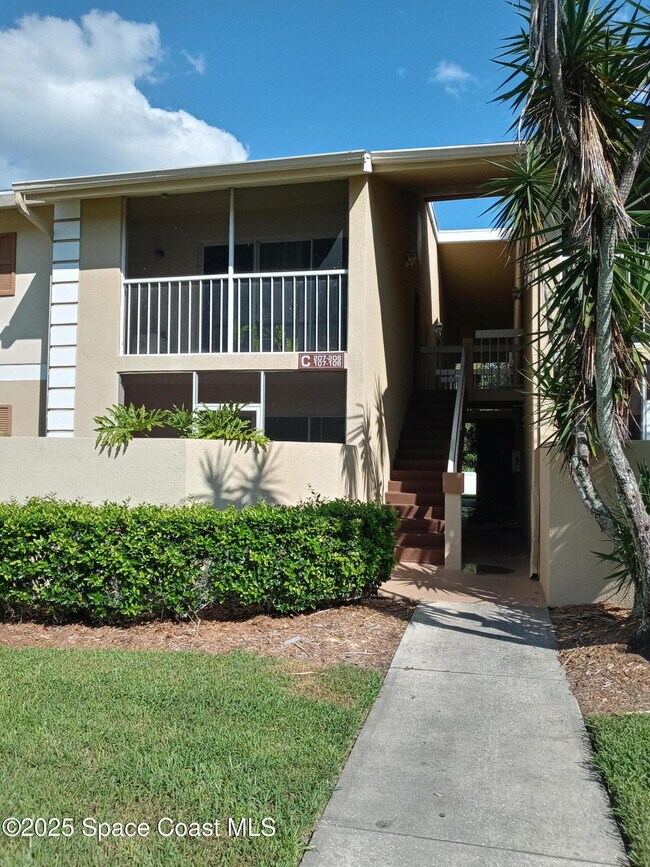 Foto del edificio - 1641 Sunny Brook Ln