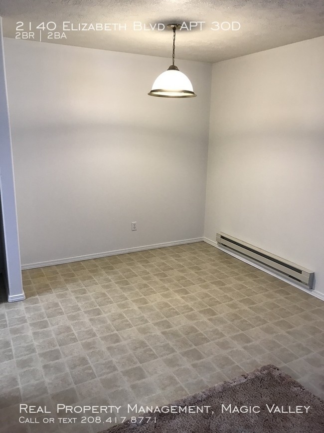 Foto del edificio - 2140 Elizabeth Blvd