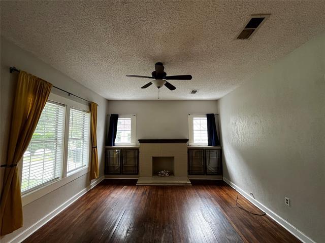 Foto del edificio - 2857 W Twelfth St