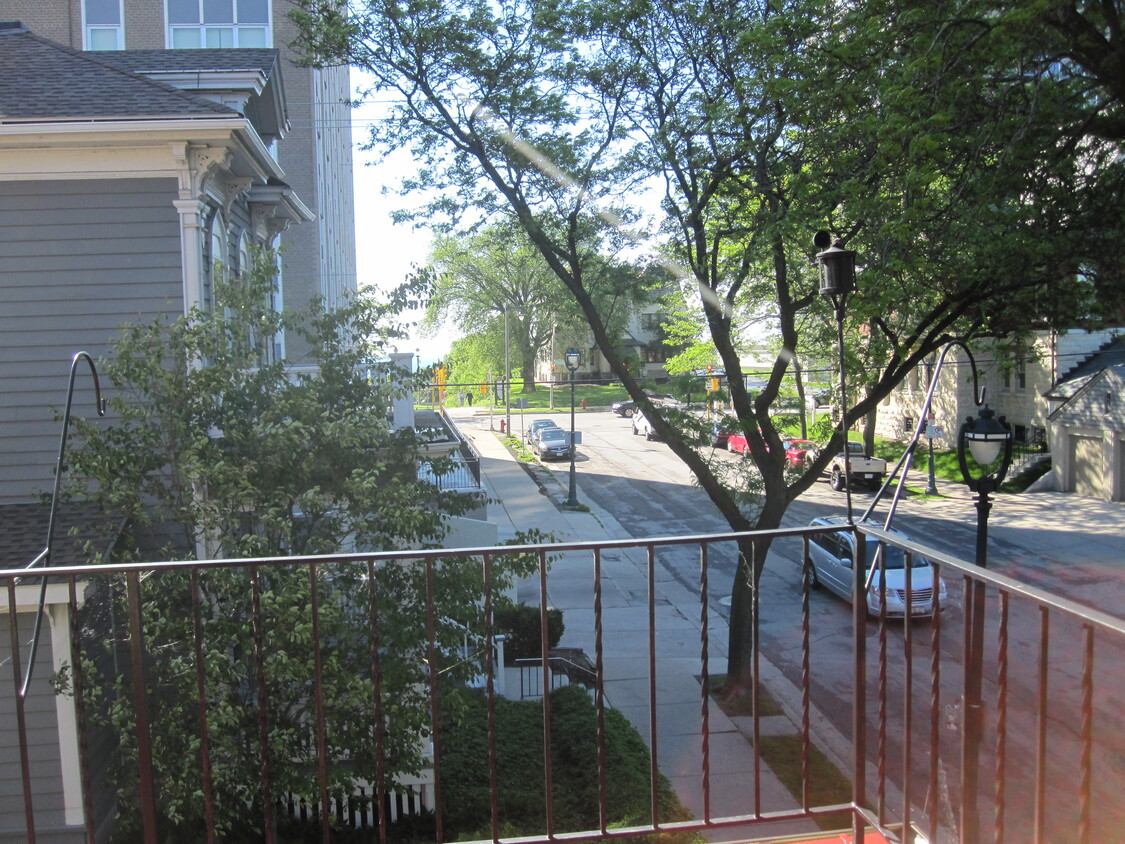 Apt. 3 balcony view - 1702 N Farwell Ave