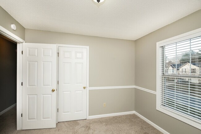 Foto del edificio - Fantastic 3bd/2ba home! Let yourself in!