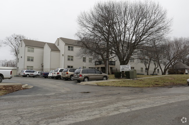 Building Photo - Catalpa Tree Apartments