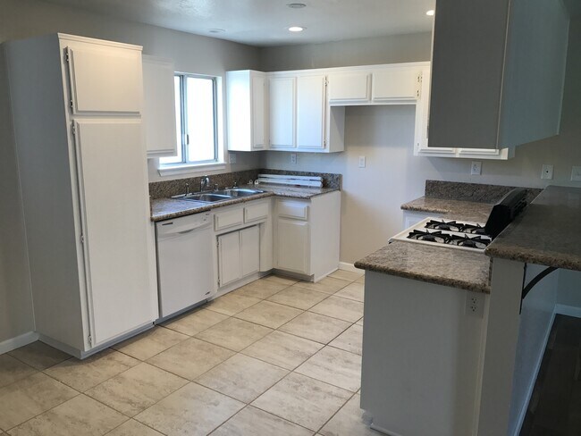 Foto del edificio - 16421 Apple Valley Rd