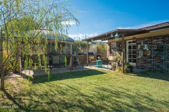Building Photo - 11464 Beach Front Dr
