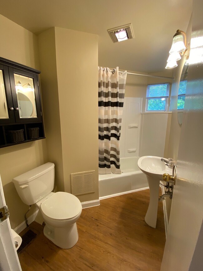 172 Oneida St, Pittsburgh, PA 15211 House Rental in Pittsburgh, PA