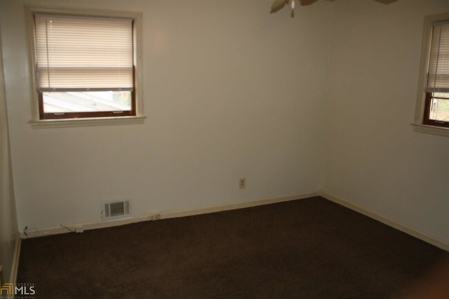 Foto del edificio - 4372 Kimball Rd SW