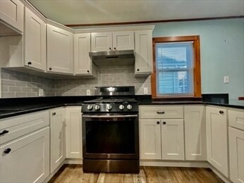 Building Photo - 36 Glenrose Rd