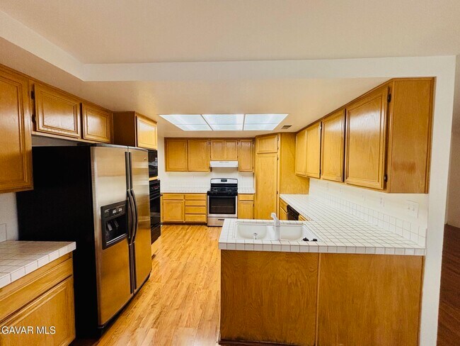 Foto del edificio - 3108 Tourmaline Ln
