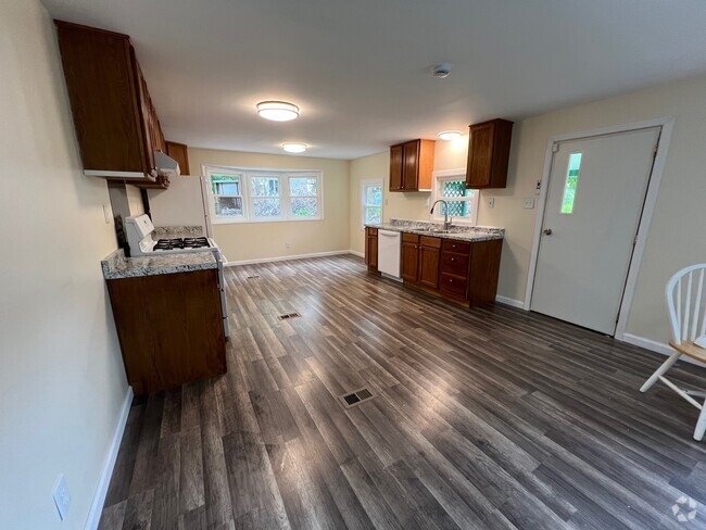 Building Photo - 4408 Sanford Ct