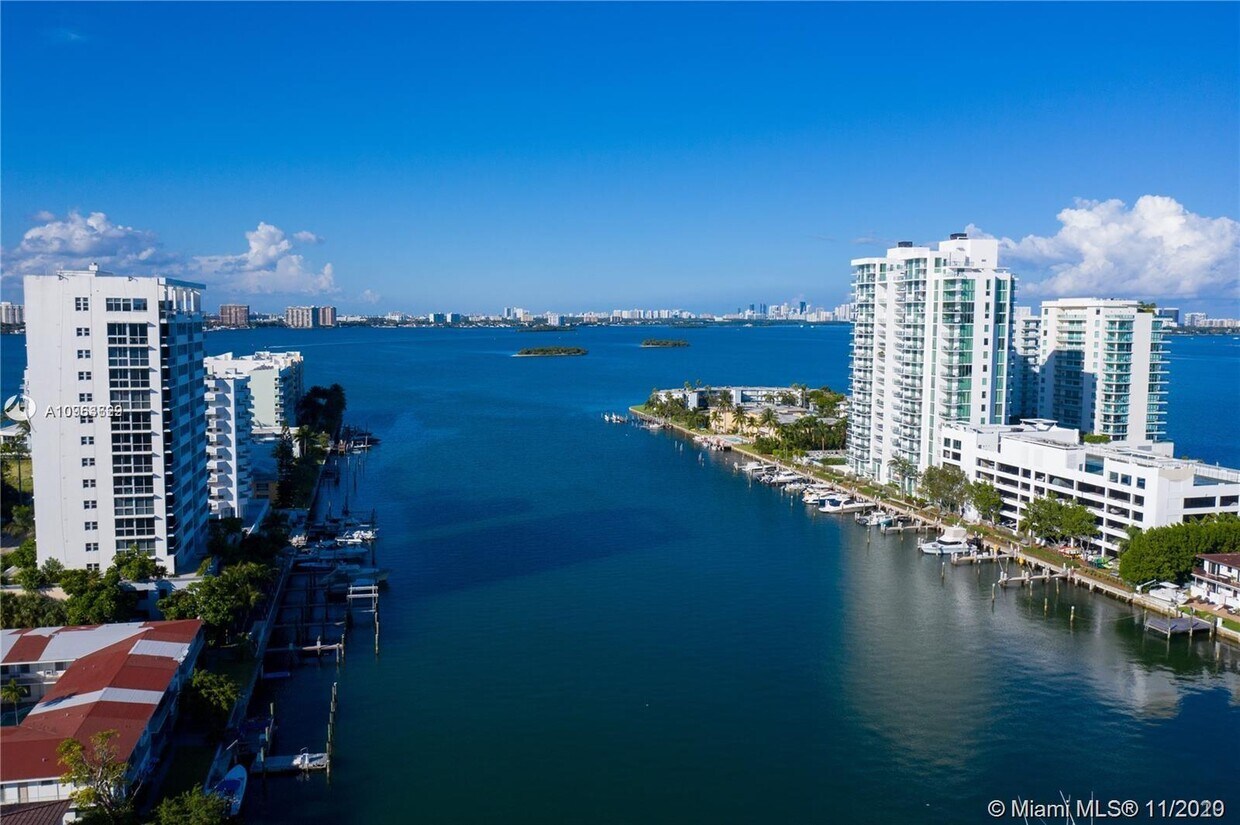 7914 Harbor Island Dr Unit 102, North Bay Village, FL 33141 Condo for