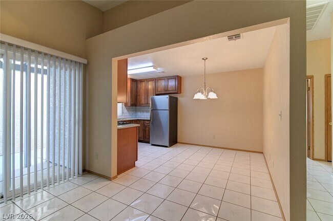 Foto del edificio - 4651 4 Leaf Clover Dr