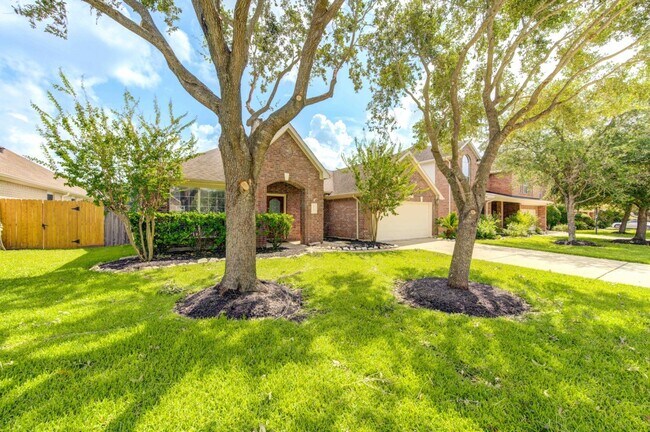 Foto del edificio - 5115 Trevors Trace Ln