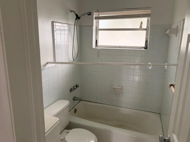 Foto del edificio - 1310 S Federal Hwy