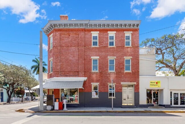 Foto del edificio - 536 Fleming St