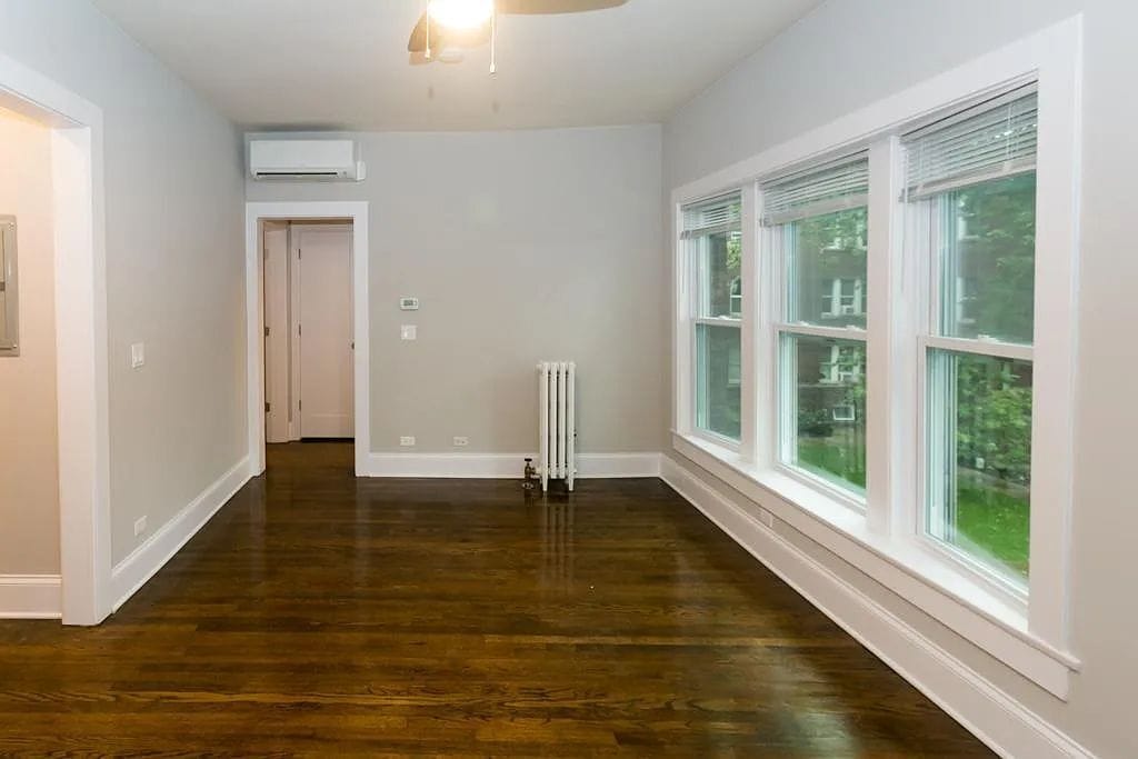 Building Photo - 4706 N Racine Ave