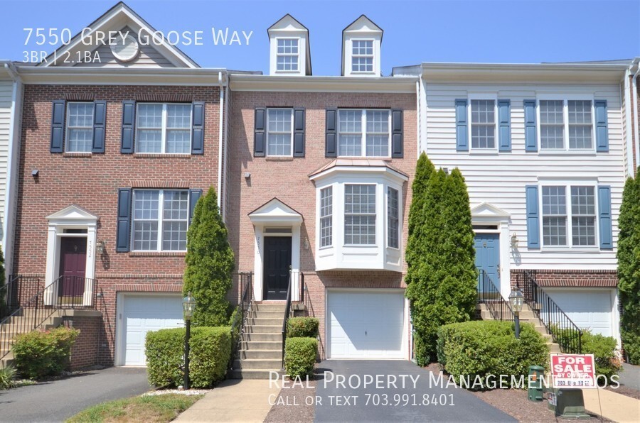 Primary Photo - Beautiful Alexandria Townhouse!