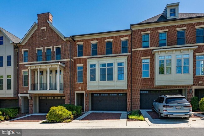 Building Photo - 133 Bytham Ridge Ln