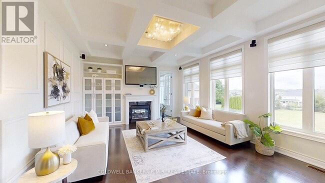 Photo du bâtiment - 19 Forestgreen Dr