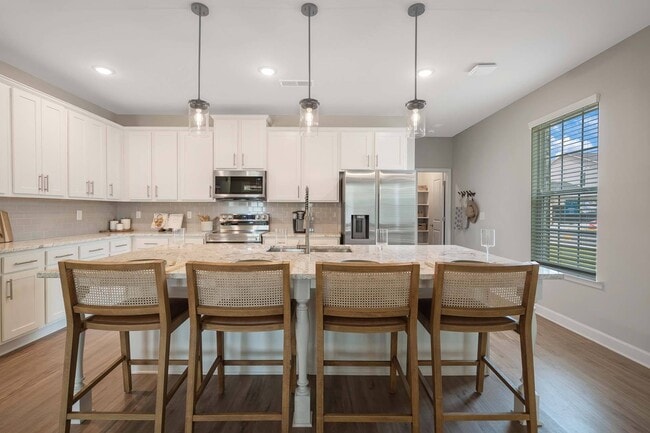 Building Photo - Tessa Jodeco Townhomes