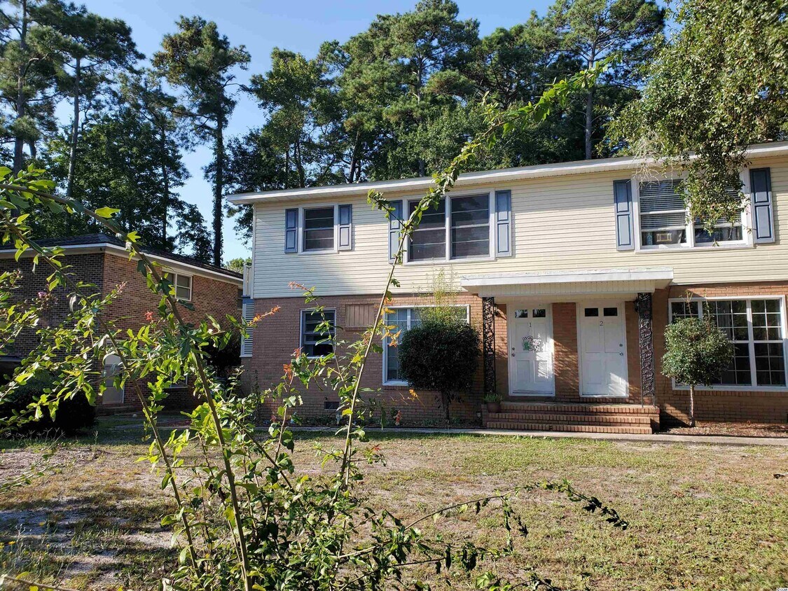 417 10th Ave S, Surfside Beach, SC 29575 Condo for Rent in Surfside