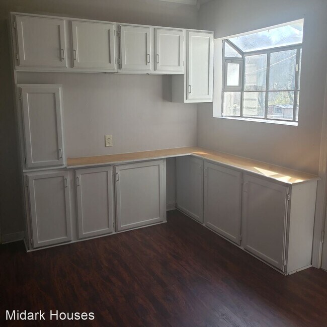 Foto del edificio - 3 br, 1 bath House - 3011 W. Dixon Rd