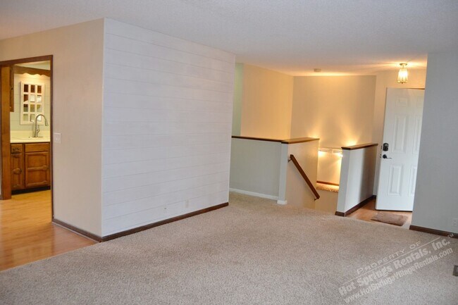 Foto del edificio - 7TorrWy | Madrid Courts | Lake DeSoto | Un...
