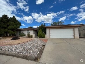 Building Photo - 1052 Monte Largo Dr NE