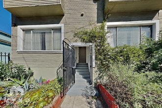Building Photo - 1808 Filbert St