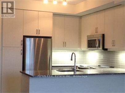 Building Photo - 3170-3170 Erin Mills Pkwy