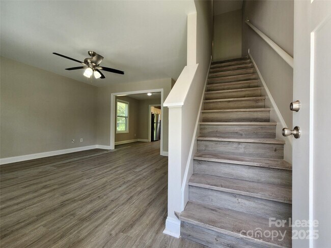 Foto del edificio - 2210 Brookview Ave