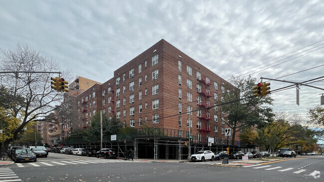 14302 41st Ave - 4107 Bowne St