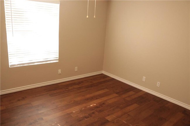 Building Photo - 1200 Sam Bass Cir