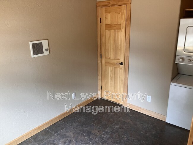 Foto del edificio - 111 E Cottonwood Dr
