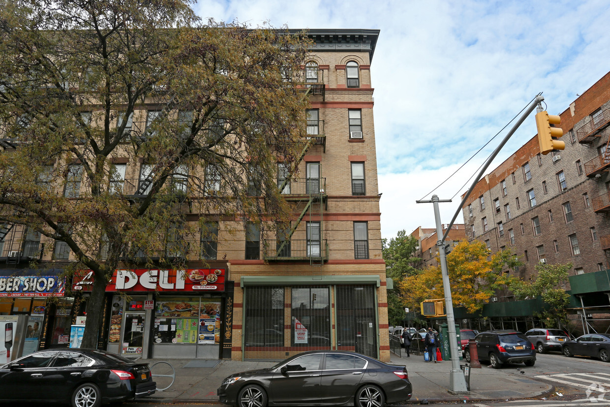 Foto del edificio - 2574 Adam Clayton Powell Jr Blvd