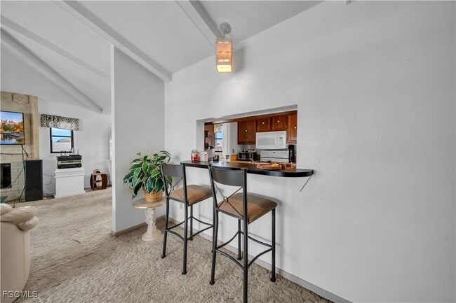 Foto del edificio - 1011 SE 40th St